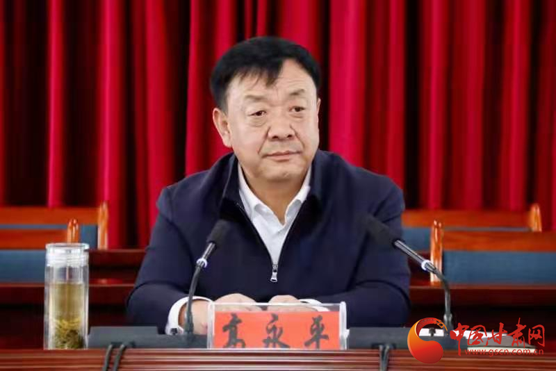  法甲争冠集团差距缩小至三分  